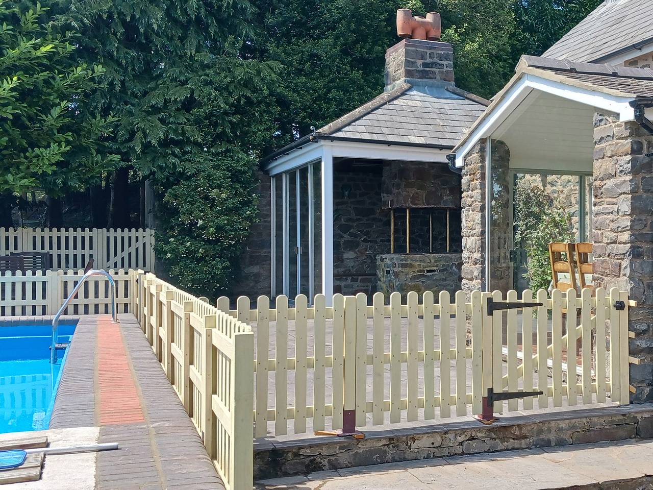 Bryn Y Garreg Cottage - The Wireless Free Farm in Powys