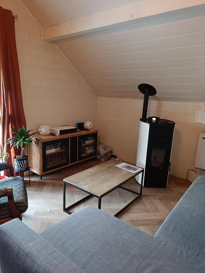 Gîte pour 4 personnes, avec jardin et piscine à Saint-Alban-Leysse - 3