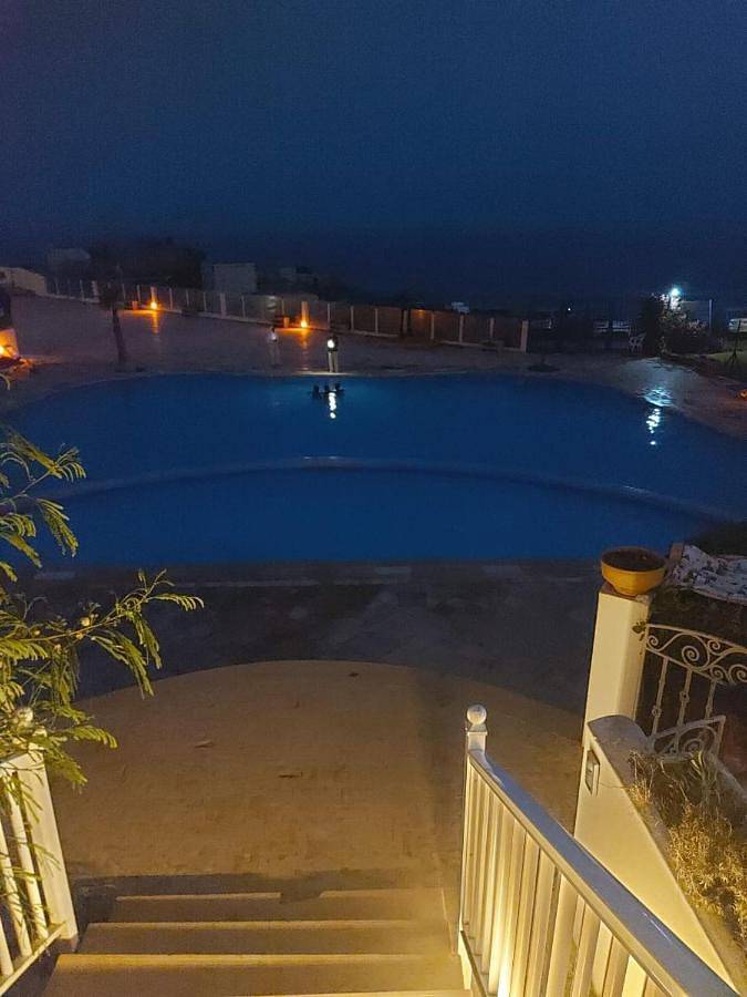 Appartement de vacances pour 5 personnes, avec piscine et terrasse