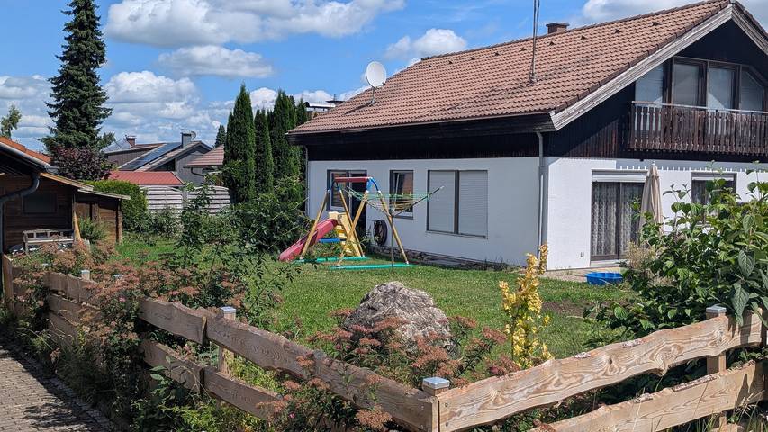 Ferienwohnung für 4 Personen, mit Terrasse und Garten in Weiler-Simmerberg