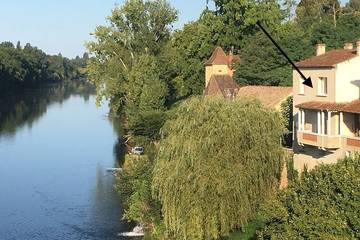 Gîte pour 6 personnes, avec balcon et jardin à Mouleydier