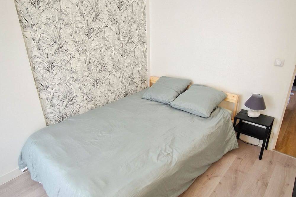 Appartement entier, Charming rooms in shared flat Cergy center in Cergy, Val-d'Oise