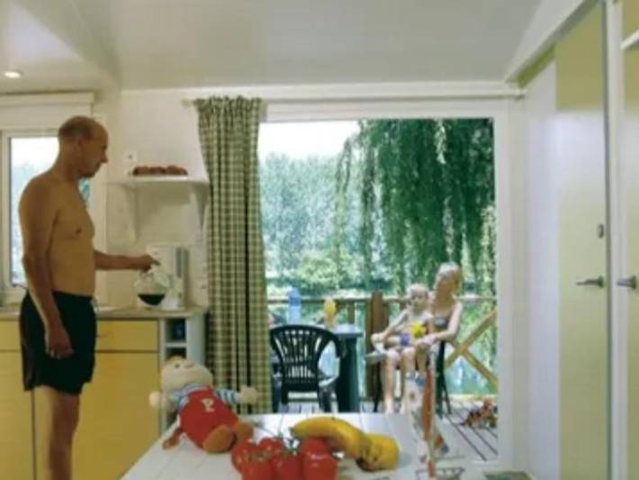 Mobil home pour 6 personnes, avec bassin pour enfant à Badefols-sur-Dordogne - 3