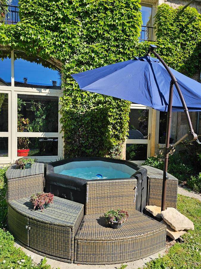 Maison de campagne pour 3 personnes, avec vue et jardin dans Yonne - 3