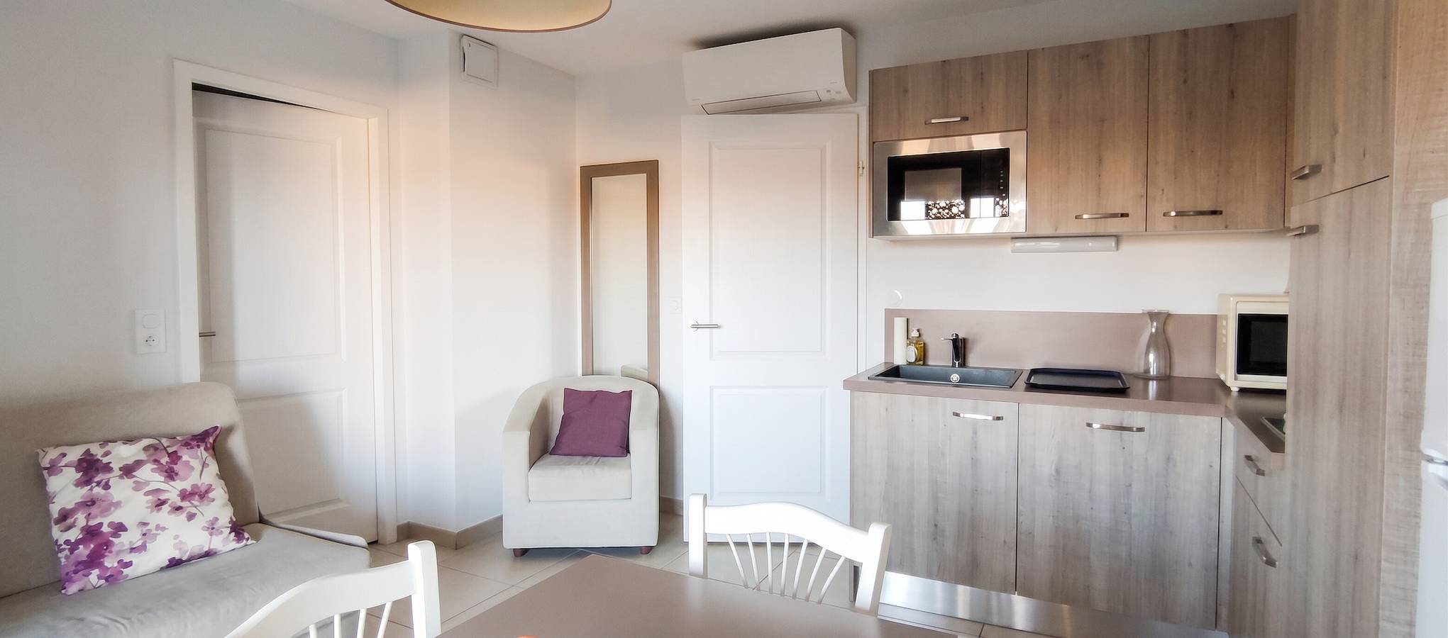 Appartement entier, Appartement confortable à Remoulins, 49 m² avec piscine in Remoulins, Région de Nîmes