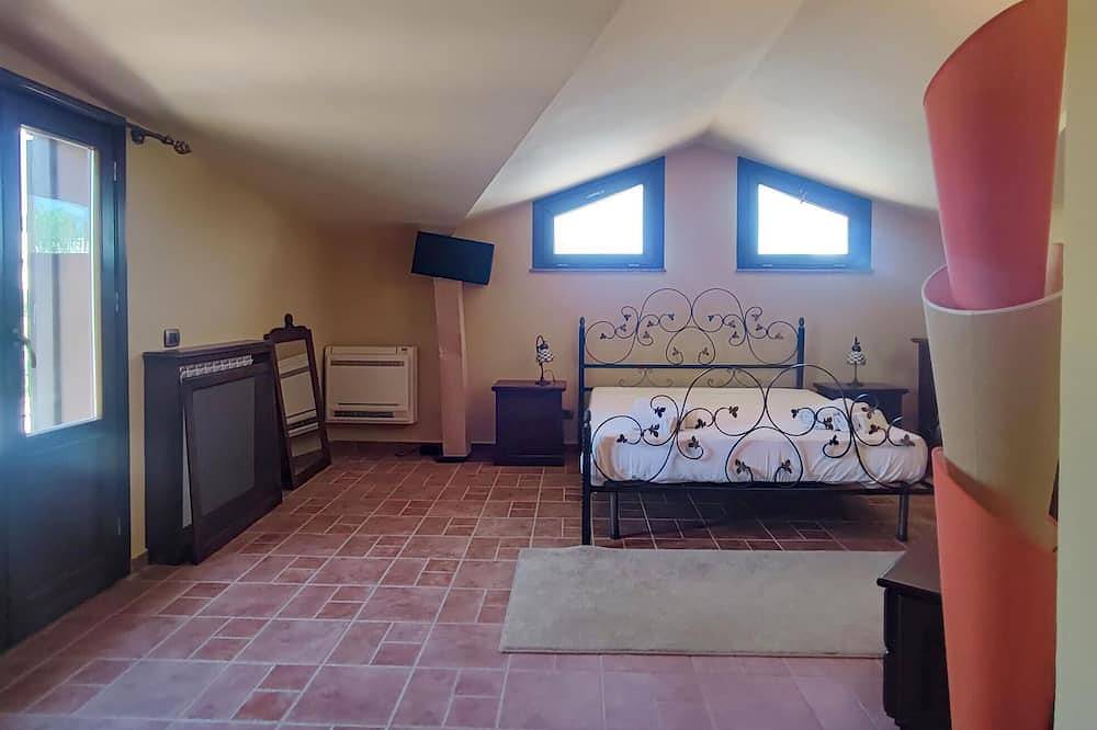 Beautiful home in Altavilla Milicia in Altavilla Milicia, Palermo Province