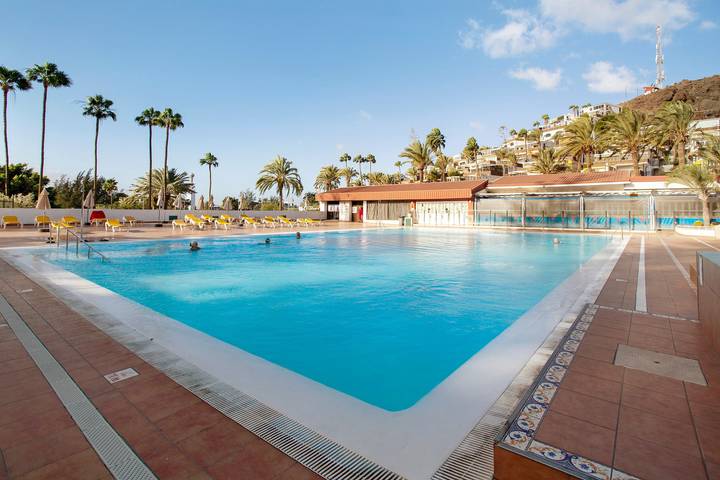 Apartamento inteiro, Apartamento de férias 'Vista Roja' com vista para o mar, Wi-Fi e ar condicionado in San Agustín (Espanha), San Bartolomé de Tirajana