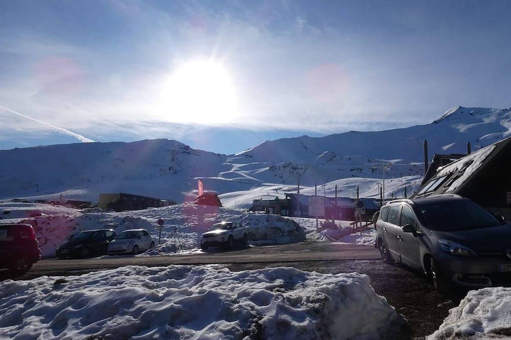 Ganze Wohnung, Gemütliches Studio für 6 Personen mit Südbalkon in Piau-Engaly in Piau-Engaly, Aragnouet
