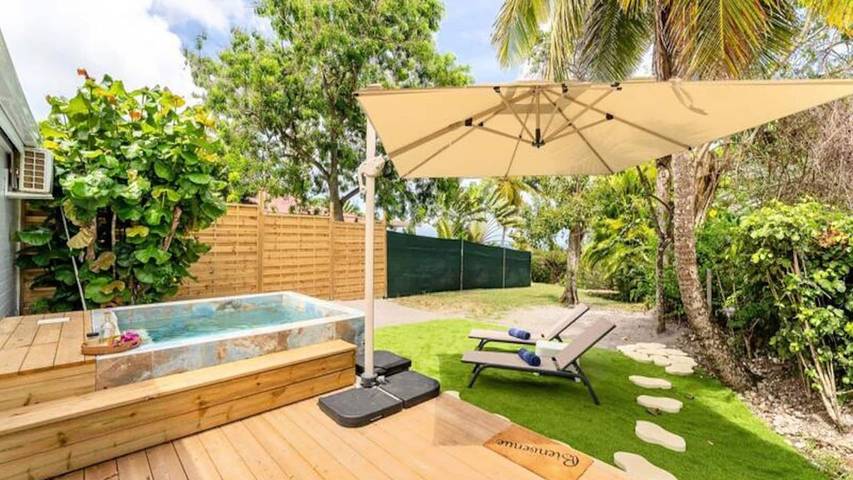 Appartement de vacances pour 3 personnes, avec piscine et jardin