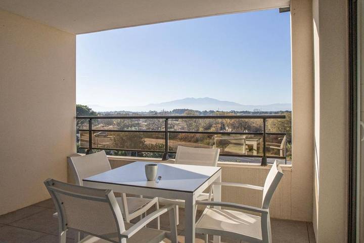 Location de vacances pour 4 personnes, avec jardin ainsi que piscine et sauna dans Golf de Saint Cyprien - 3