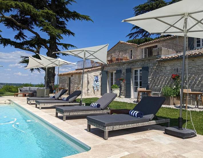 Location de vacances pour 2 personnes, avec vue et jardin ainsi que sauna et piscine, animaux acceptés à Saint-André-et-Appelles - 4