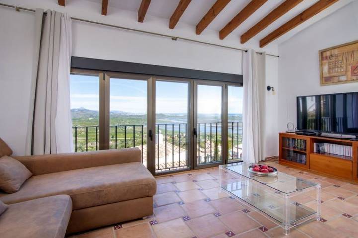 Location de vacances pour 4 personnes, avec Terrasse et Jardin à Pego - 3