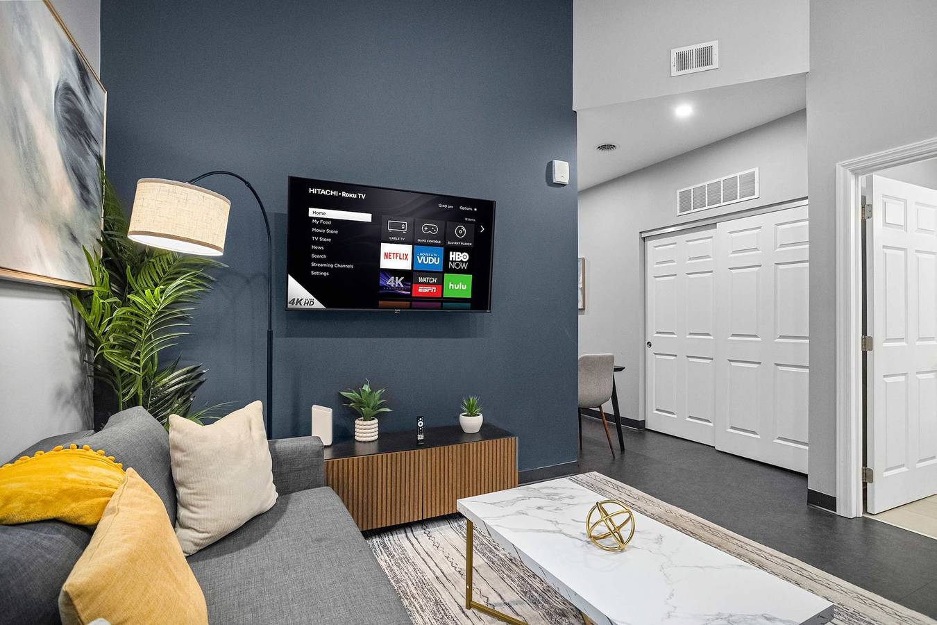 Ganze Wohnung, Cozysuites Modern 1Br in Downtown Pitts  6 in Pittsburgh, Allegheny County