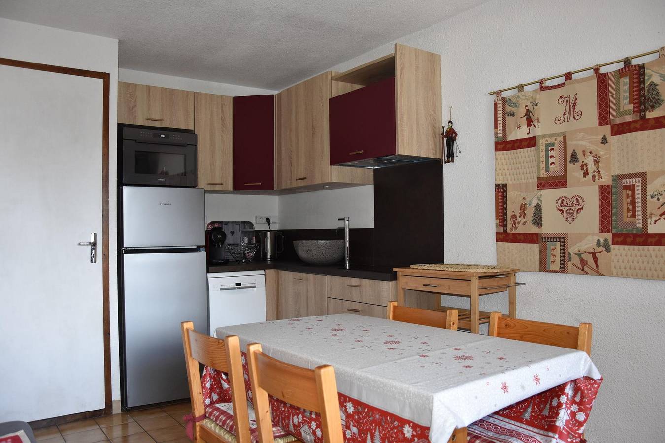 Studio entier, Résidence les Hameaux de la Vanoise - Studio 4 personnes (30) in Pralognan-la-Vanoise, Parc National de la Vanoise