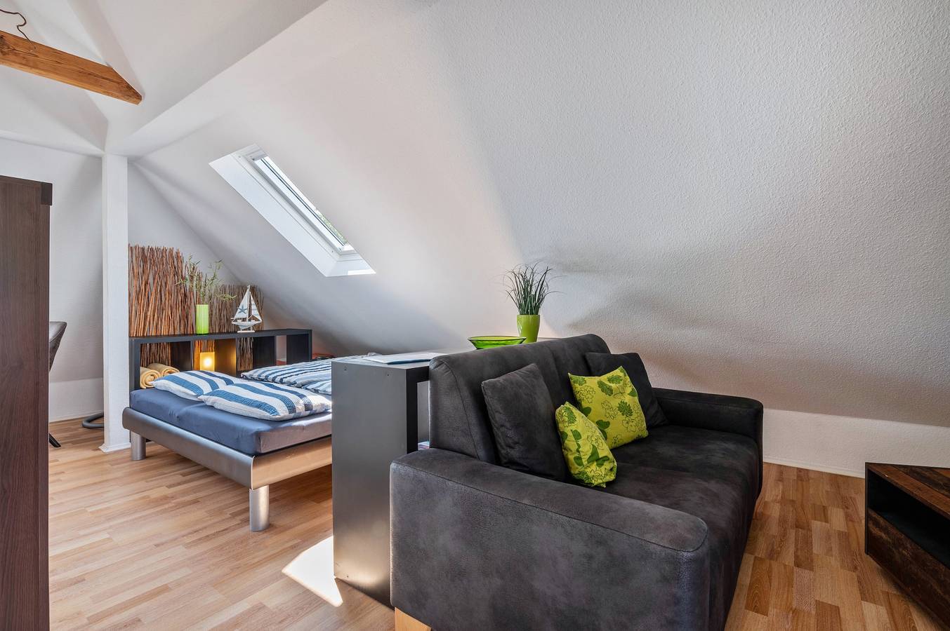 Ganze Wohnung, Ferienwohnung '1 Zimmer-' mit Dachterrasse und Wlan in Döse, Cuxhaven