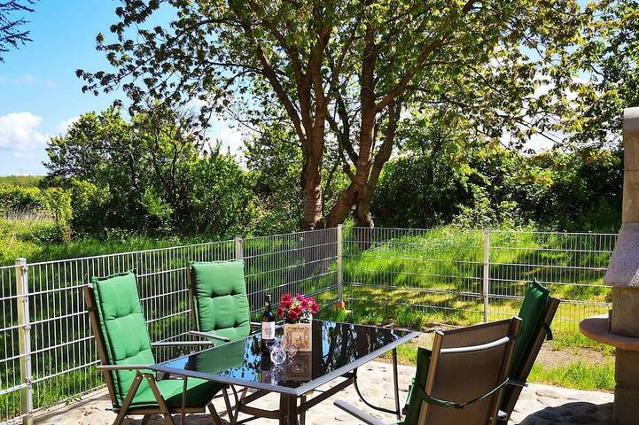 Ferienwohnung für 4 Personen, mit Terrasse und Garten