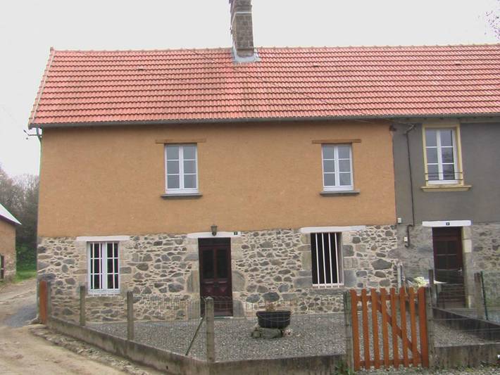 Gîte pour 4 personnes, avec jardin à Feugères - 2