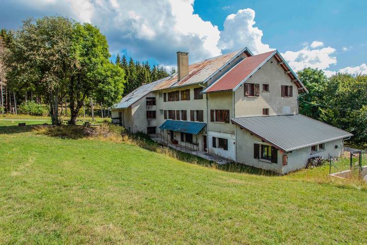 Location de vacances pour 50 personnes dans Haut-Valromey