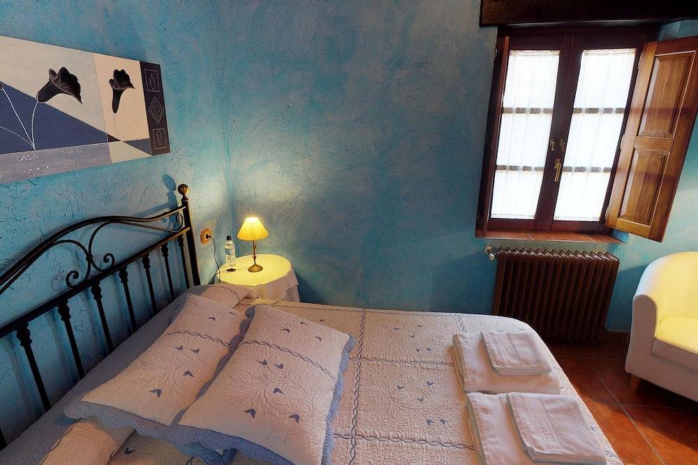 Full rental cottage in Santibáñez de la Peña, Cordillera Cantábrica