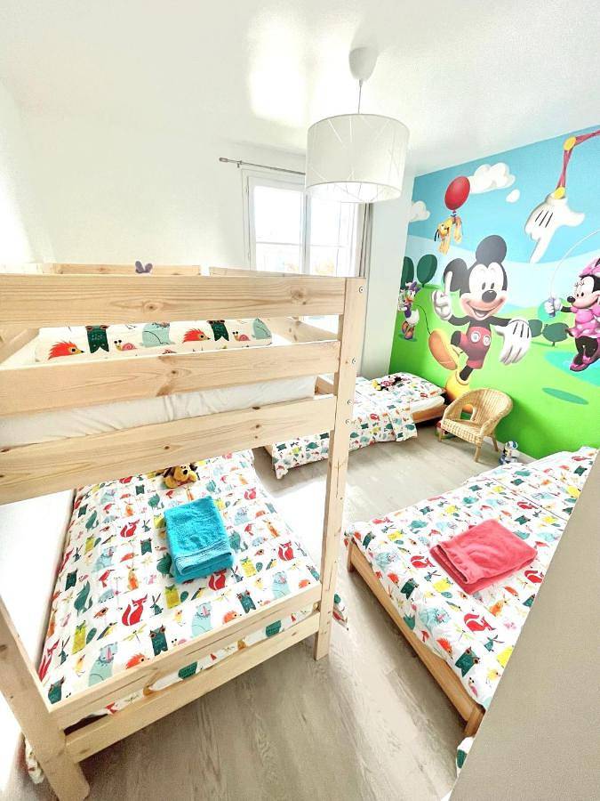 Location de vacances pour 10 personnes, avec jardin à Magny-le-Hongre - 4