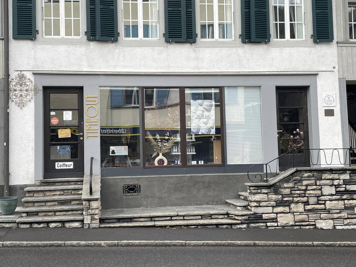 Haus der Schwalbe in Oberhofen am Thunersee, Thunersee