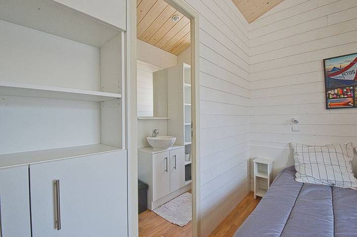 4-Person Chalet in La Roche-sur-Yon, Loire-Tal