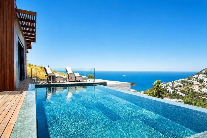 Chalet para 10 personas, con jardín además de terraza y sauna - 1