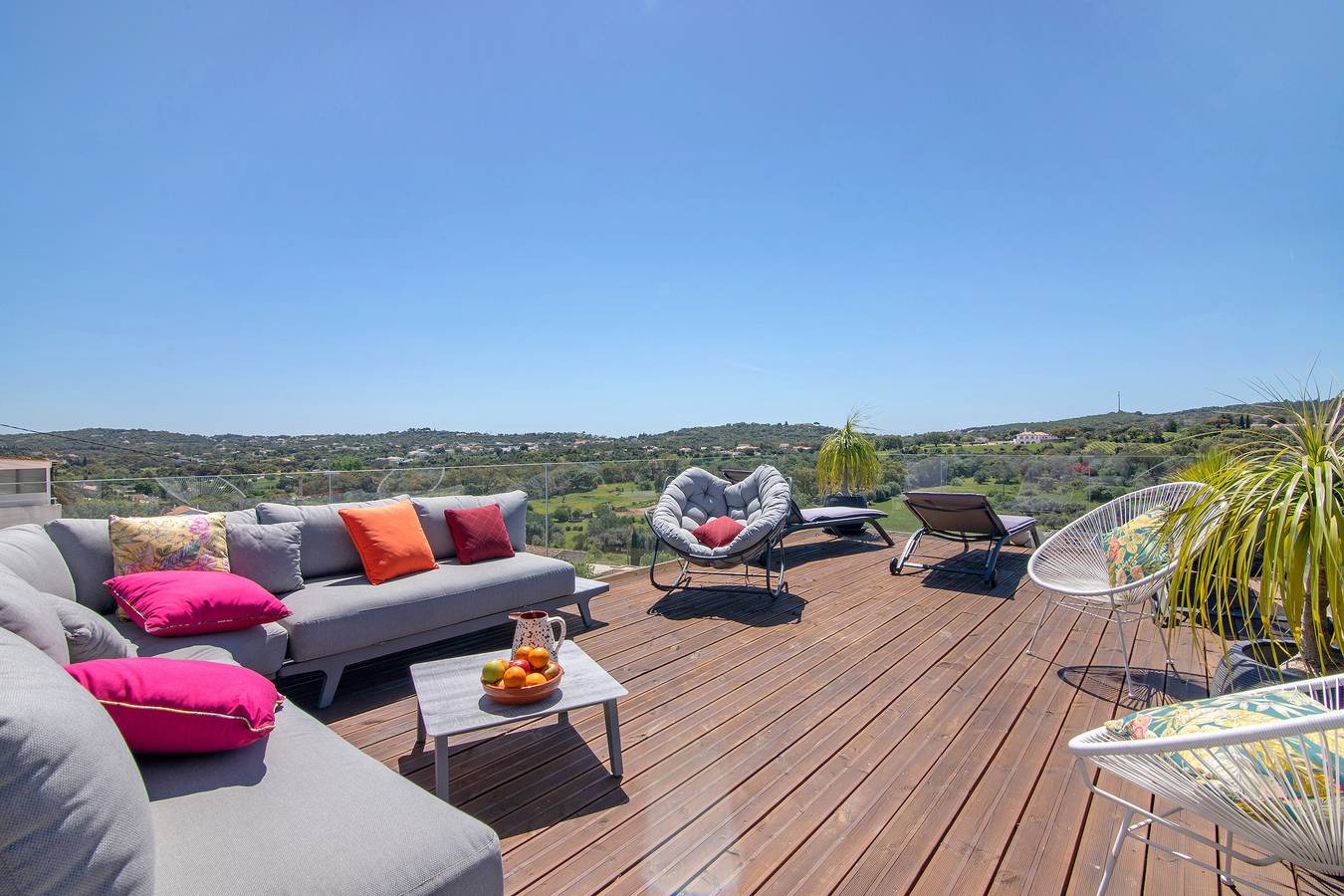 Hel lägenhet, Apartment 'Tiny House' with Mountain View, Wi-Fi and Air Conditioning in São Brás de Alportel, Serra do Caldeirão