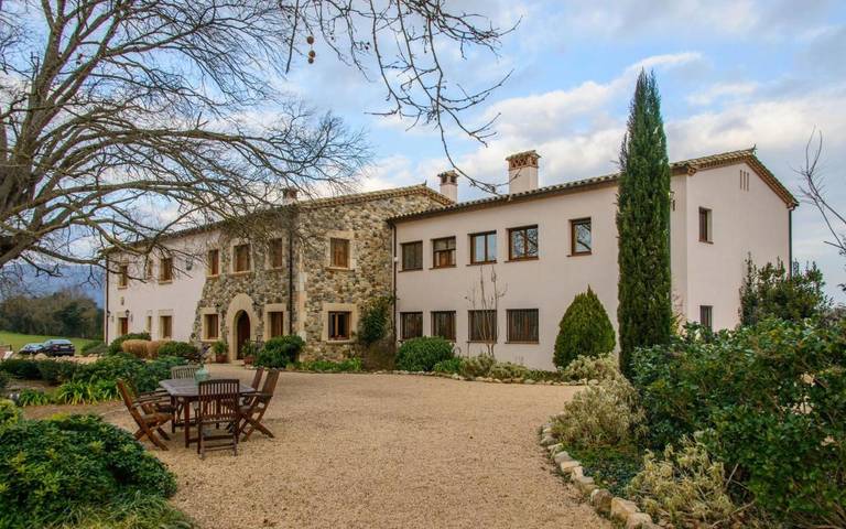 Casa rural para 3 personas, con Terraza y Jardín además de Piscina y Vistas en Bescanó - 4