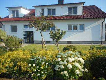 Ferienwohnung für 5 Personen, mit Terrasse und Garten in Blaubeuren