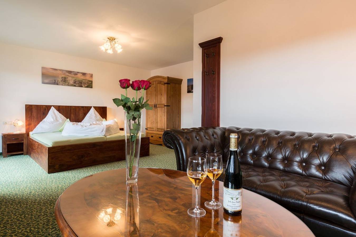 Ganze Ferienwohnung, Doppelzimmer "Cliff of Moher" im Haus Vitusfort in Hopfen am See, Bayerisch Schwaben