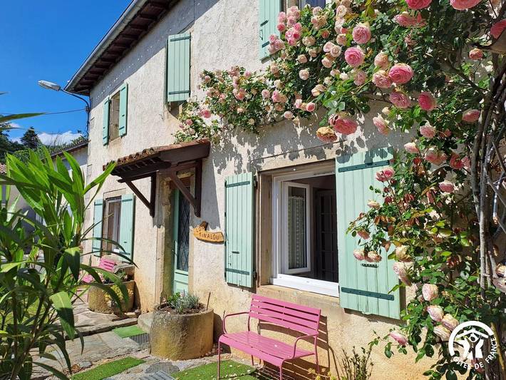 Gîte pour 6 personnes, avec Terrasse et Jardin à Castres