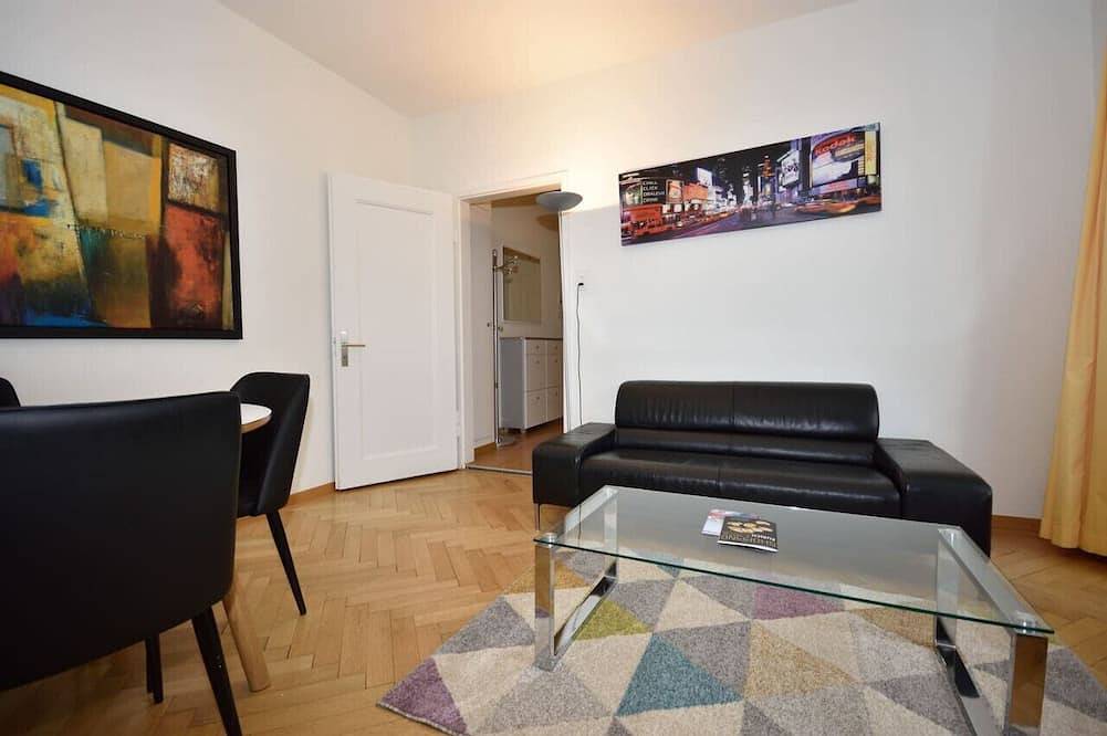 Ganze Wohnung, 1Br on perfect location (Mill 3.14) in Zürich, Bezirk Zürich
