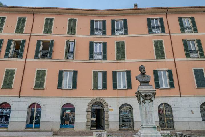 Appartamento intero, Guesthost - Lovely Lakeview Flat in Central Dongo in Dongo, Lago di Como