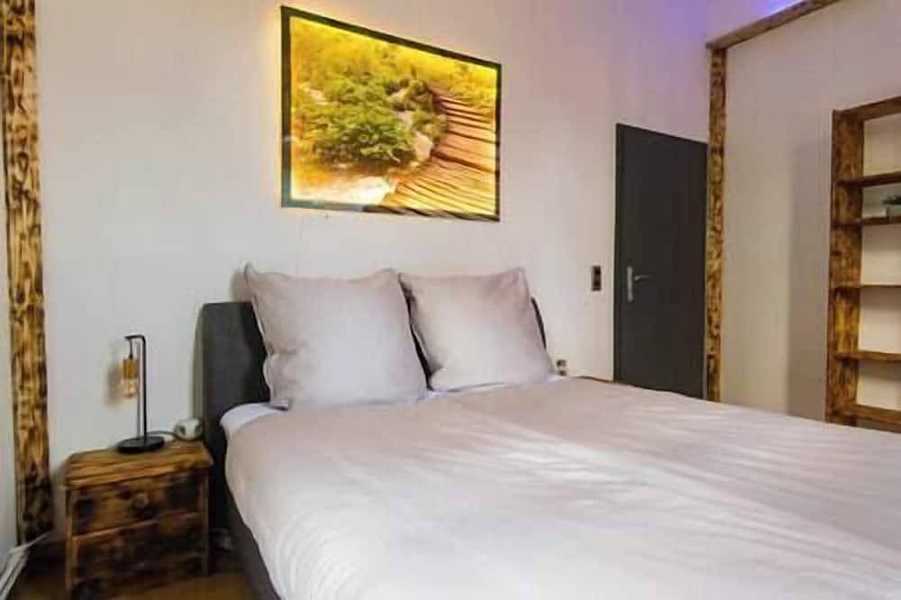 Apartamento entero, #111 - Lux-Flat Lennep Altstadt - Netflix & Prime rock wall in Remscheid, Condado del Monte