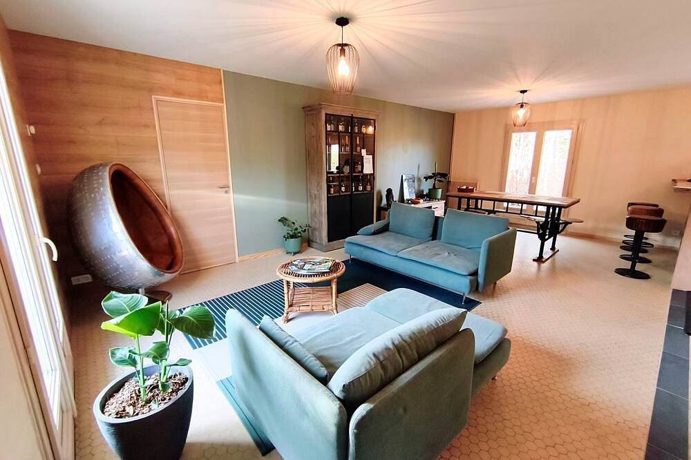 Appartement entier, Chambre au Calme - Au calme Absolu in Lindry, Région d'Auxerre