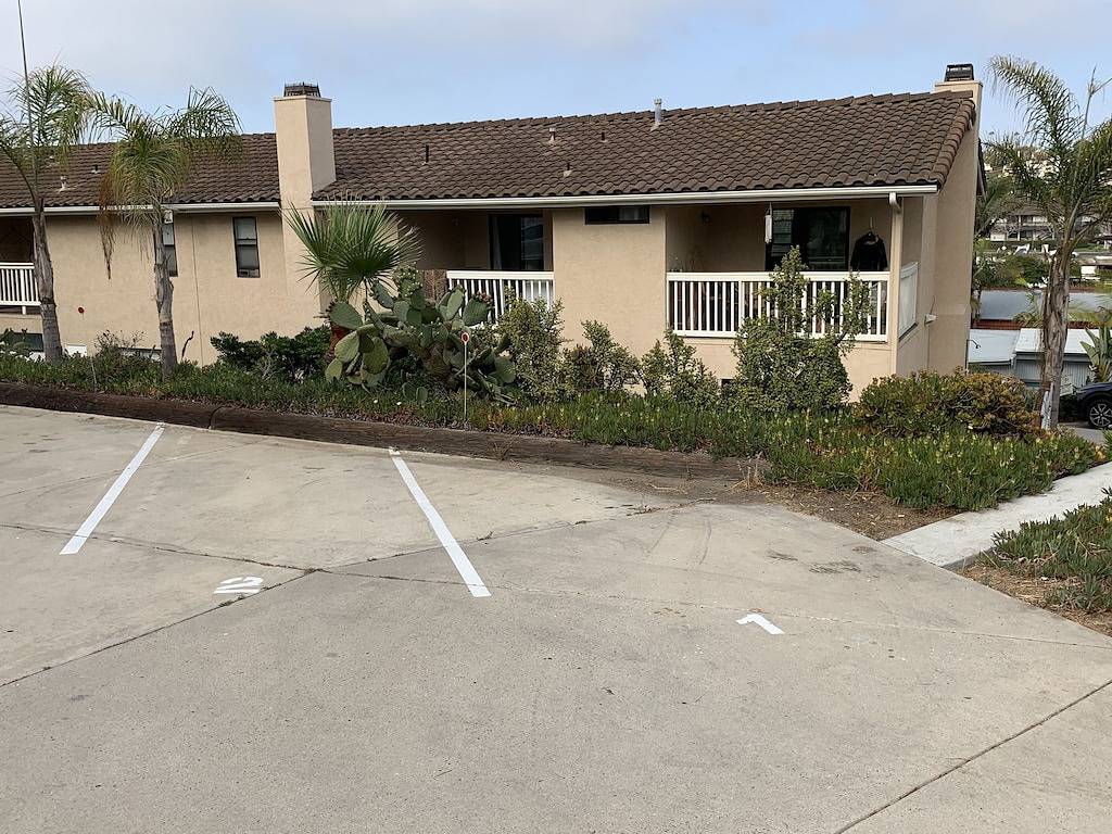 Ocean Front, großer Garten, geräumig, A / C, Surfbretter / Beach Gear in Encinitas, San Diego County