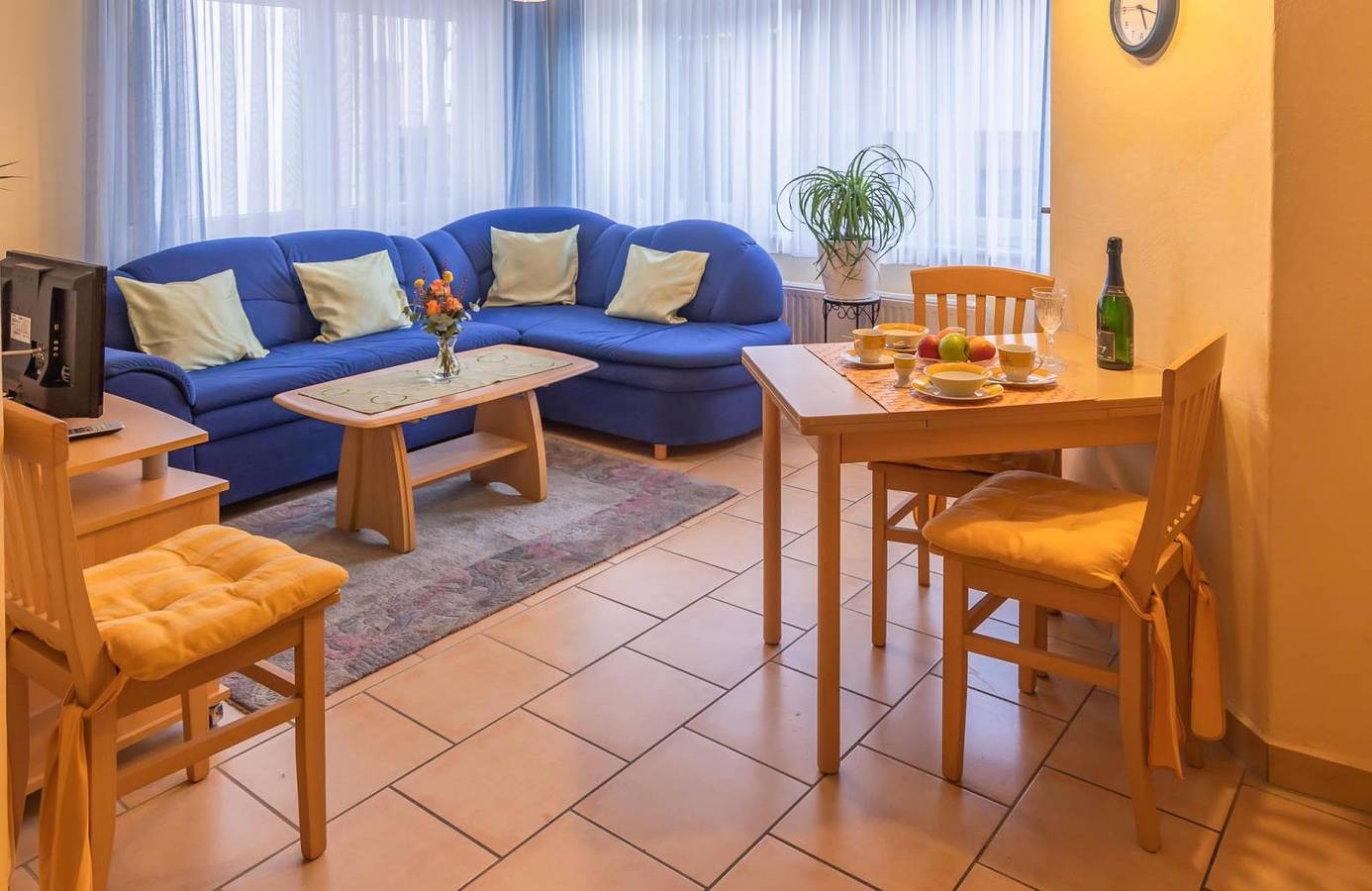 Ganze Wohnung, Ferienwohnung 4 Am Petersberg in Neef, Cochem-Zell