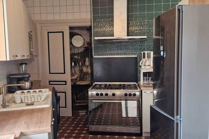 Château pour 10 personnes, avec jardin et piscine dans Auvergne-Rhône-Alpes - 2
