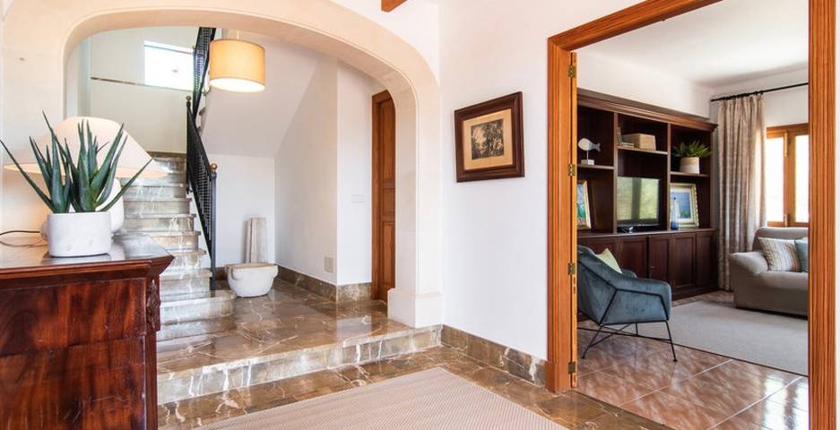 Villa Hort de Can Rafalet con vistas a la montaña, piscina y Wi-Fi in Ses Salines, Costa de Mallorca