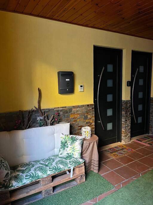 Casa rural para 4 personas, con terraza y vistas, Se admiten mascotas en Berguedà - 4