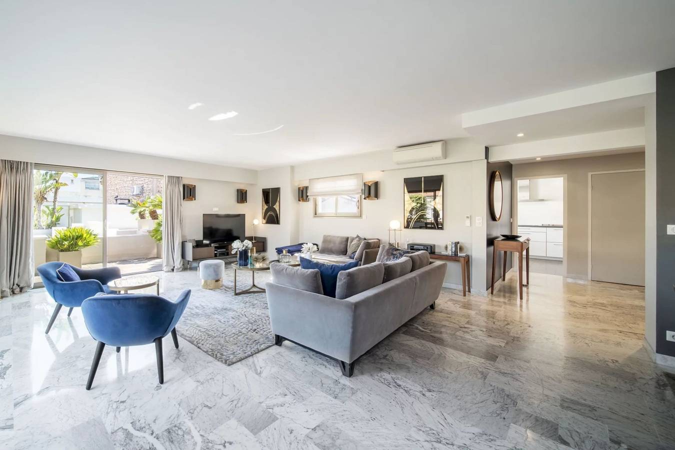 Appartement entier, -Clr- 839 Super suite avec terrasse in Cannes, Côte méditerranéenne (France)