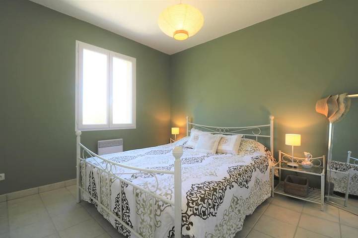 Location de vacances pour 6 personnes, avec terrasse et jardin à Saint-André-d'Allas - 4