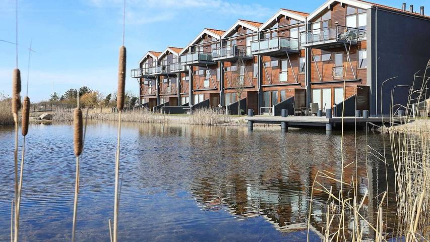 Ferielejlighed for 5 personer, med terrasse i Bogense