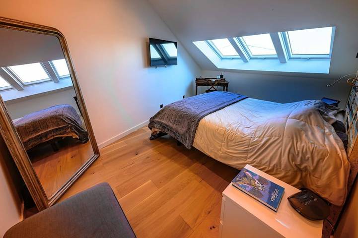 Location de vacances pour 10 personnes, avec terrasse ainsi que jacuzzi et jardin à Clamart - 3