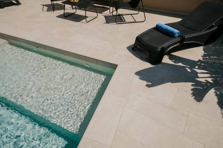 Chalet para 8 personas, con jardín además de piscina y jacuzzi, Familias con niños en Menorca - 4