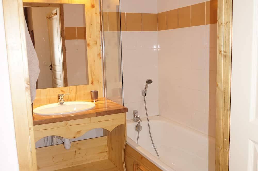 Entire apartment, Val Thorens, Maurienne, 3 valleys, Spa, Pool ..... in Orelle, Saint-Jean-de-Maurienne region