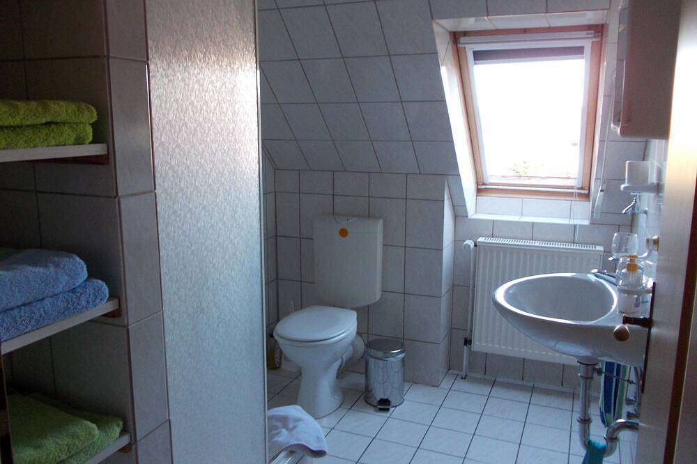 Ganze Wohnung, Ferienwohnung mit Wellness im Herzen Ostfrieslands die Seele baumeln lassen! in Wirdum, Landkreis Aurich
