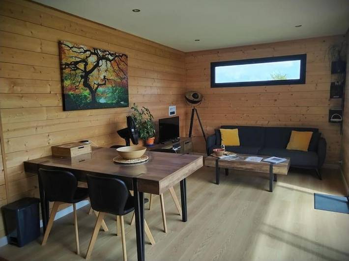 Location de vacances pour 2 personnes, avec sauna ainsi que jardin et jacuzzi, animaux acceptés à Saint-Coulitz - 3