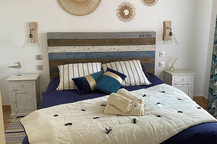 Location de vacances pour 12 personnes, avec jardin et jacuzzi dans Plage De L Ovu Santu - 2